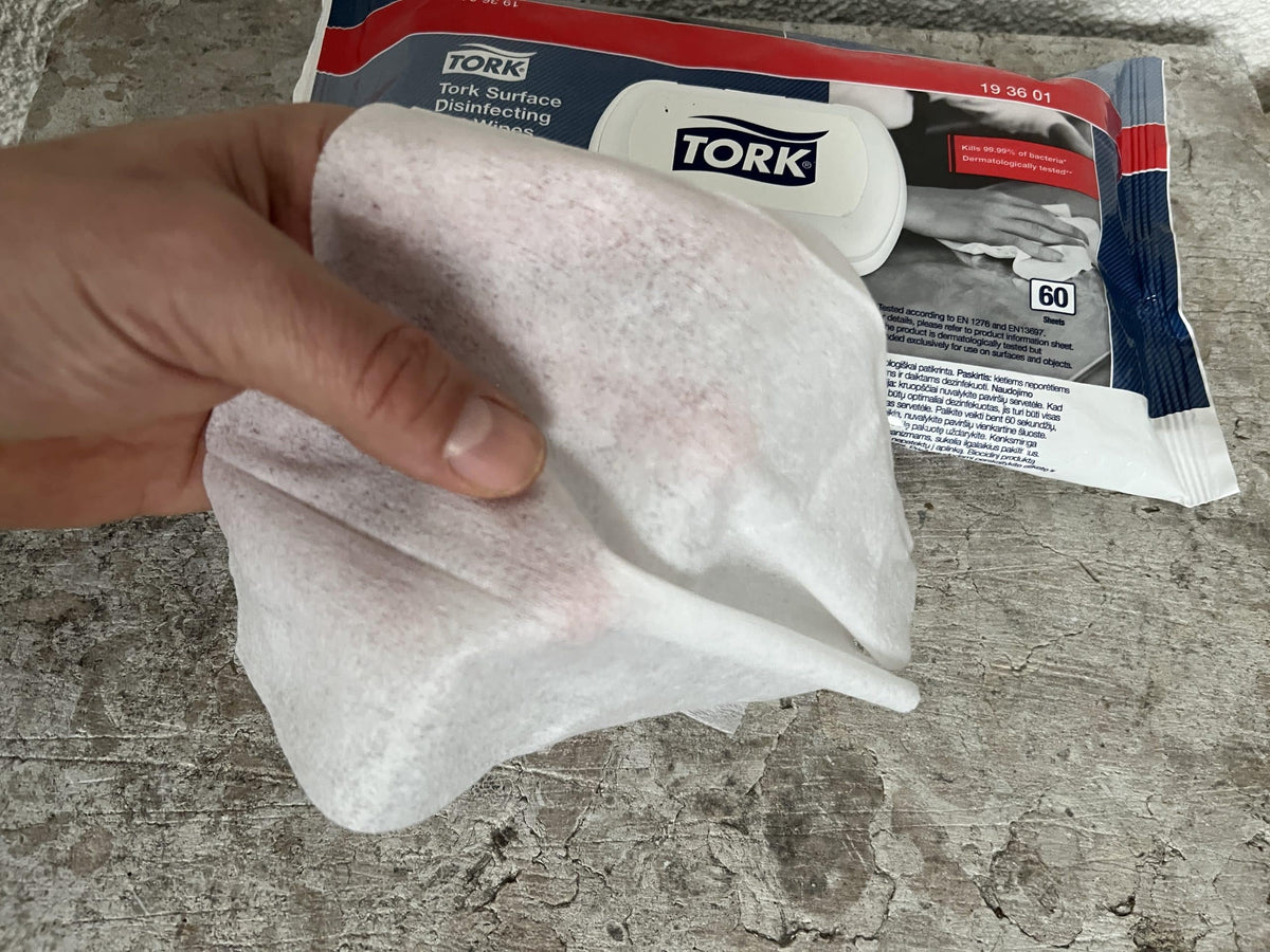 Kosteuspyyhkeet puhdistukseen